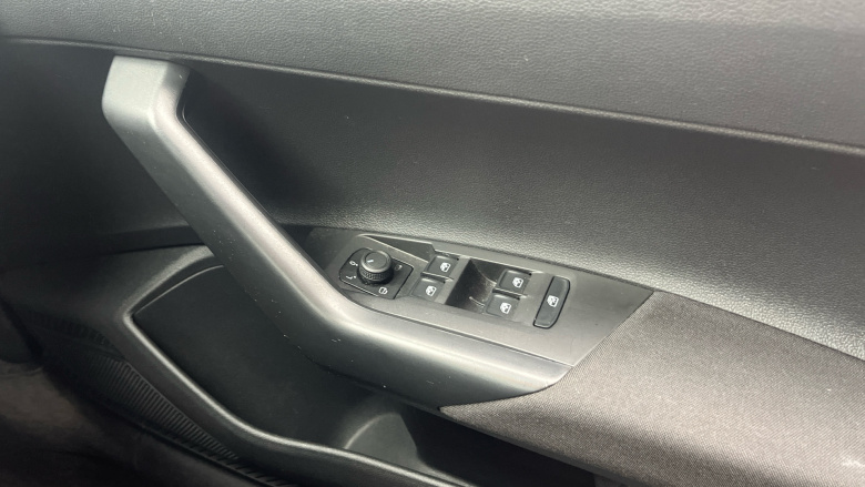 Volkswagen Polo 1.0 TSI Life 5dr Petrol Hatchback